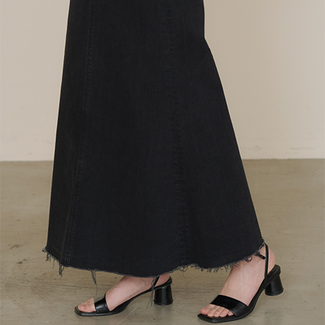 YANUK(ヤヌーク)｜ルーズストレート【JOAN】/オールドブラック の通販