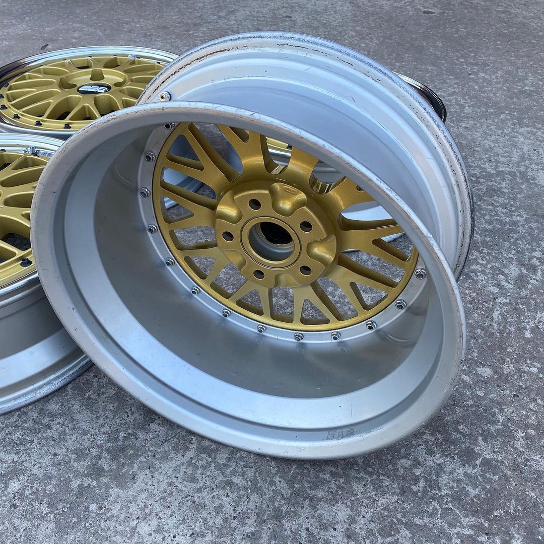 BBS LM 067 | “17x7 ET +42 | Gold Finish