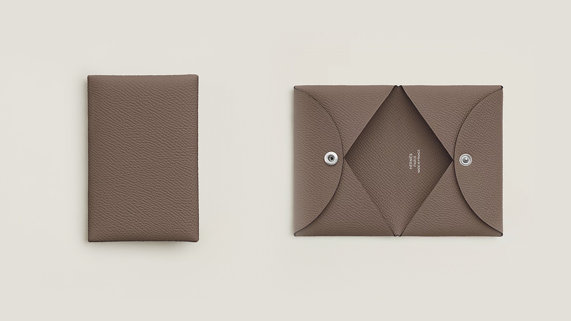 エルメスのカルヴィは使いにくい？理由や「買えない」を解消する方法を