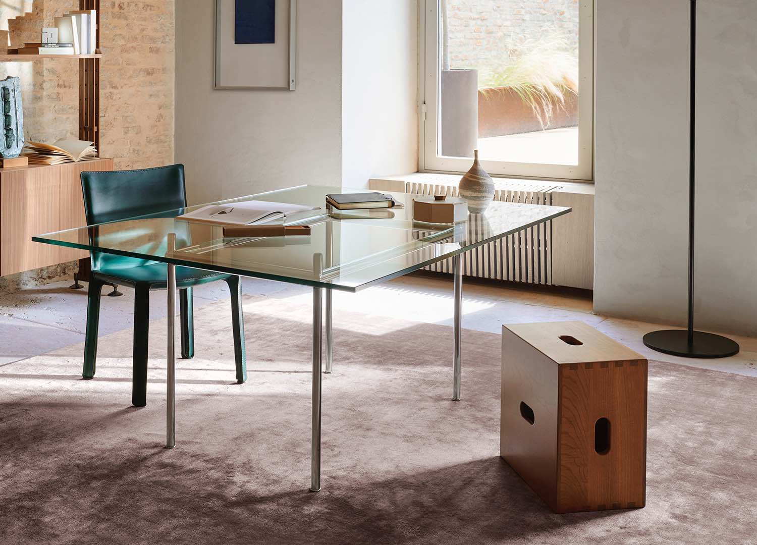 Cassina LC14 Tabouret Cabanon Roquebrune-Cap-Martin 1952 | est living