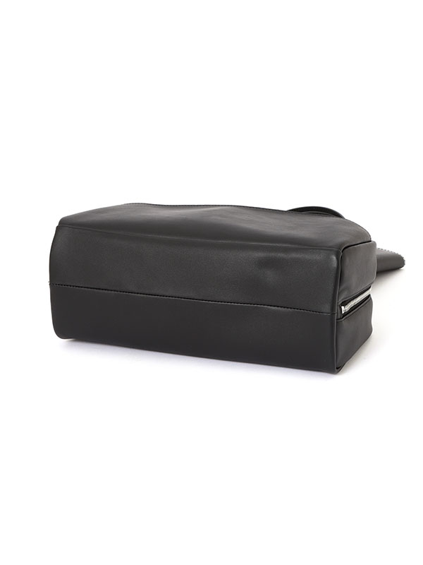 オープンポケットレザーボストン(F BLACK): グッズ │ ETRE TOKYO