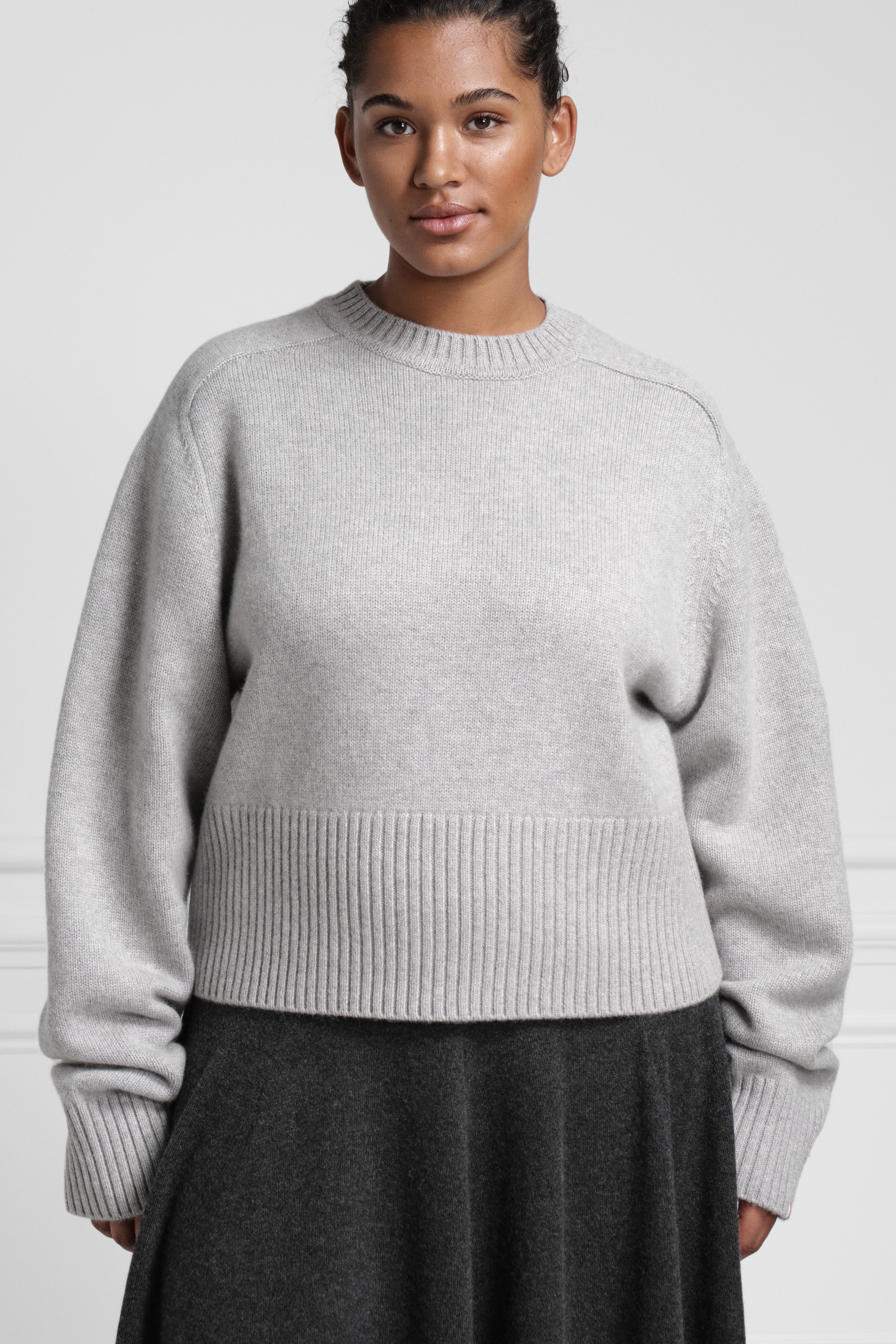 extreme cashmere crew sweater relaxed – 256 judith – extreme