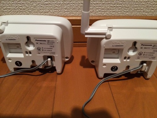 Panasonic製DECT準拠方式電話機と中継アンテナ「KX-FKD2」で、固定電話