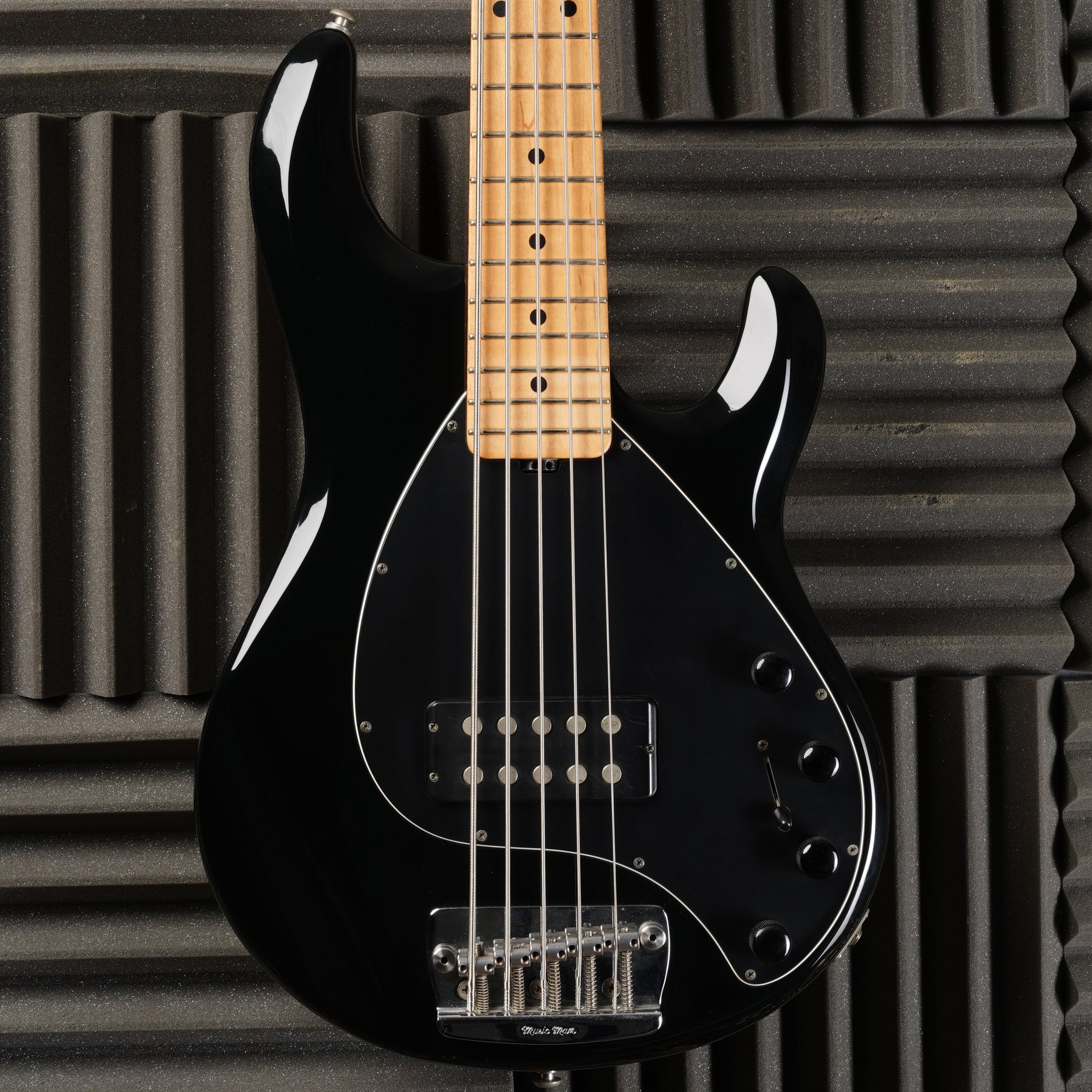 Ernie Ball Music Man StingRay 5 H with Maple Fretboard 2001