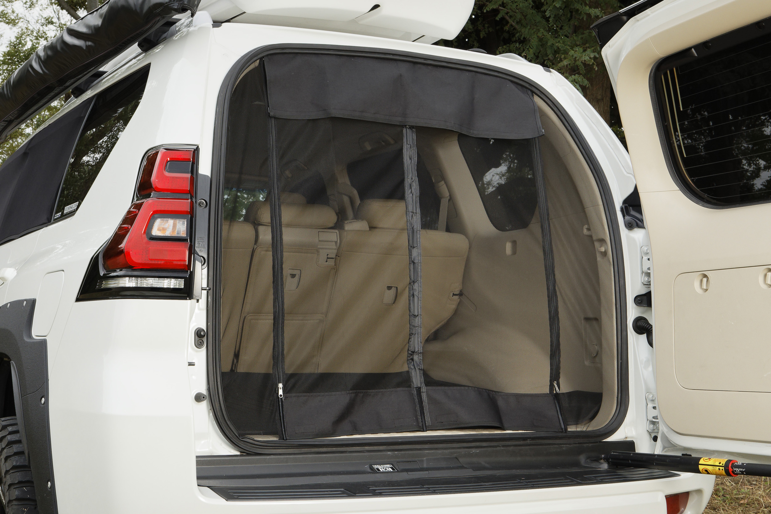 ランドクルーザープラド マグネット開閉式防虫ネット 簡易ネット+リア1