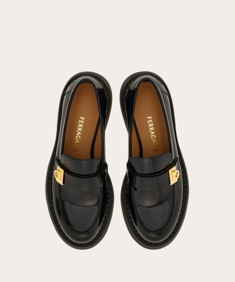 FERRAGAMO/フェラガモ_Women通販 | Hug バックル ローファー【送料無料