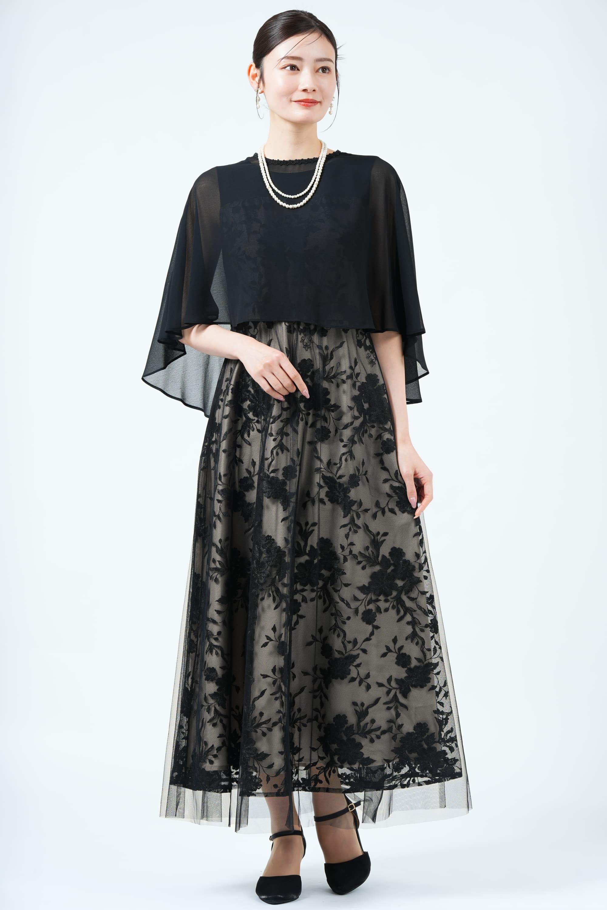 form forma 東京ソワール エレガント刺繍ケープブラックドレス (L〜LL