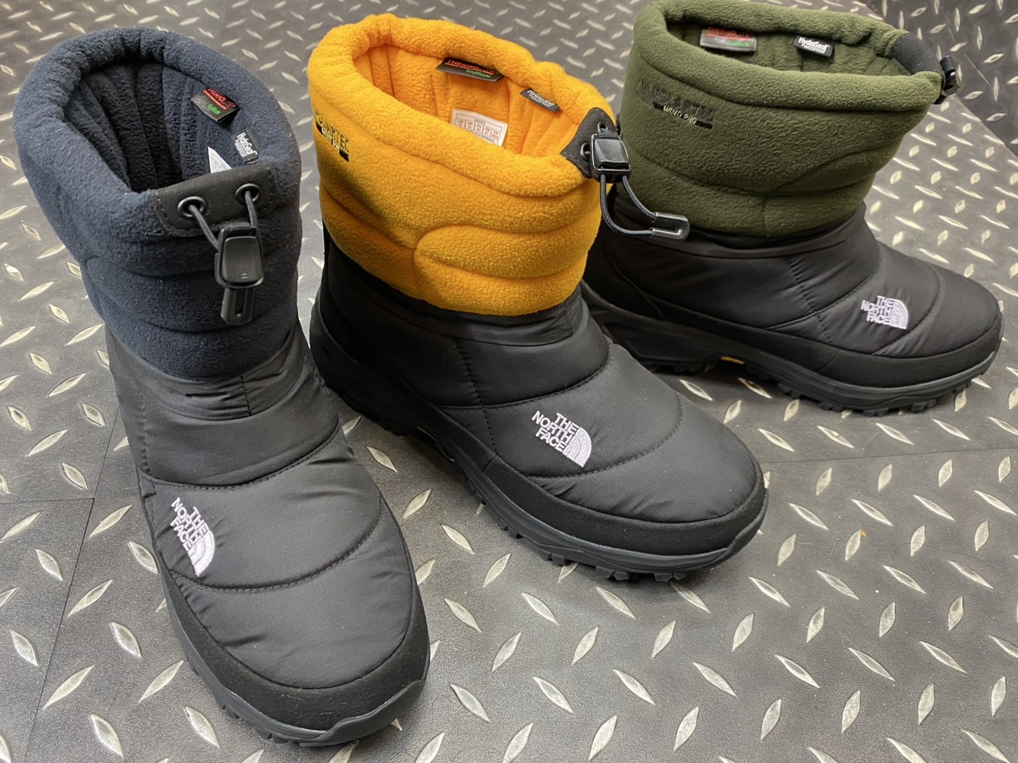 ノースフェイスからブーツにもクロッグにもなる画期的なウィンター