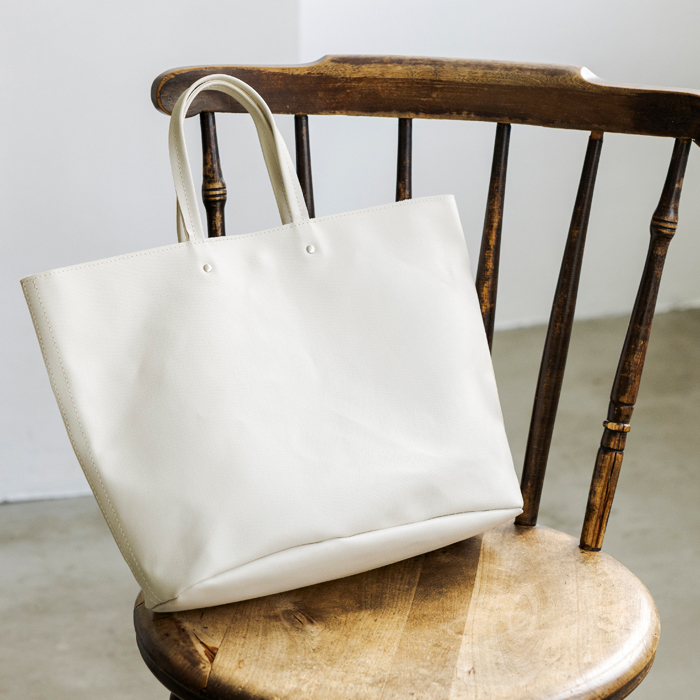 アンヴォクール｜トートバッグone ・オフホワイト｜東京ソワール