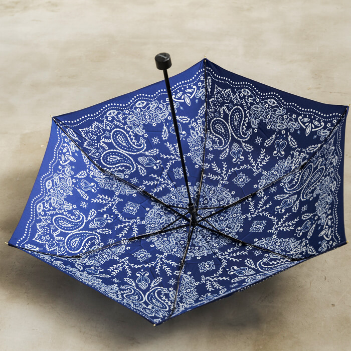 マニプリ｜軽量傘カレイドバンダナ ・ネイビー｜東京ソワール