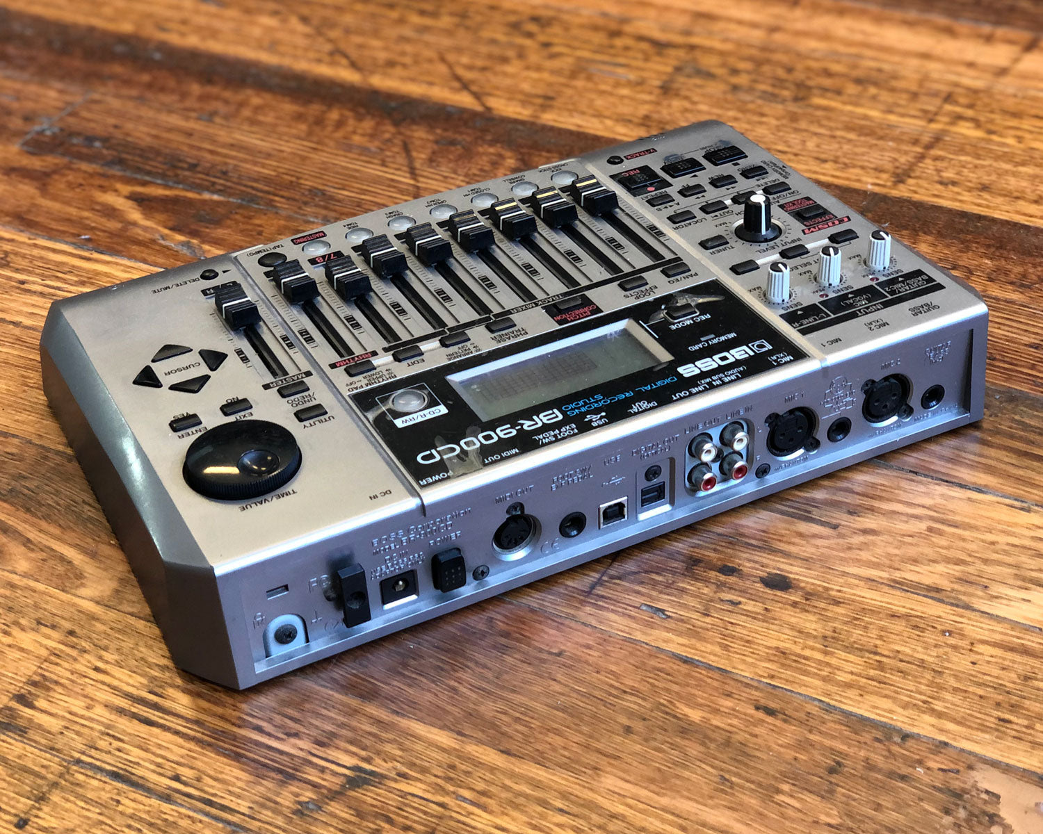 BOSS BR-900CD – Found Sound