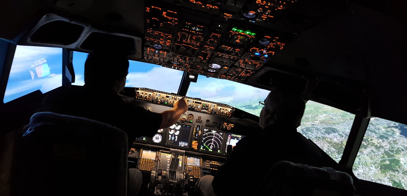 B737NG Flight Trainers, NG Commercial Simulators | FDS