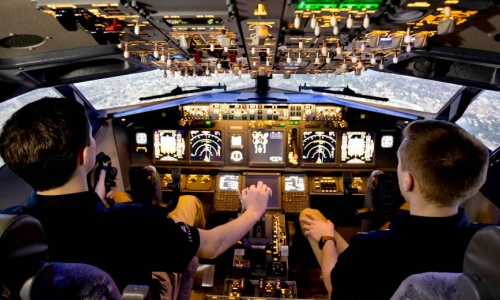 Turnkey Flight Simulator | B777, A320, B737 Flight Training