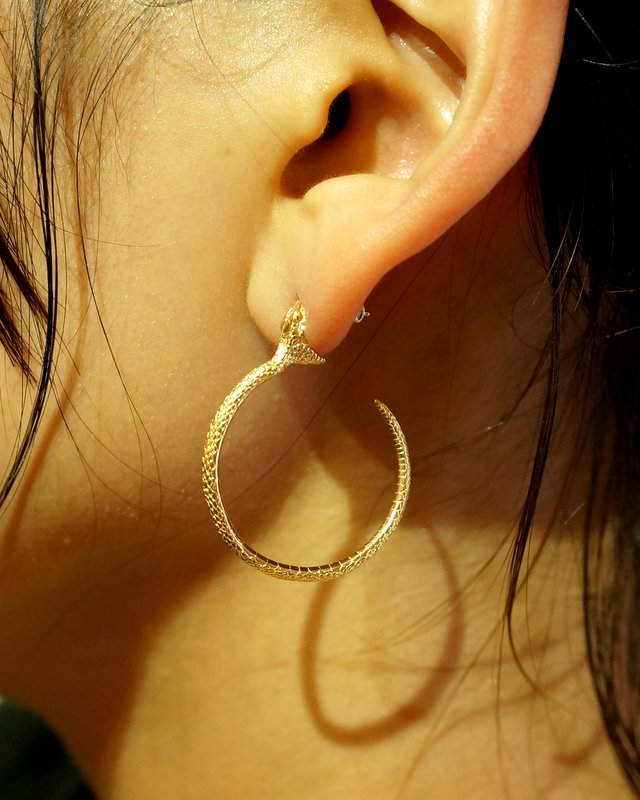 ELCAMI / Japanese rat snake Hoop Earring (EPS-076S/G) – Fuligo