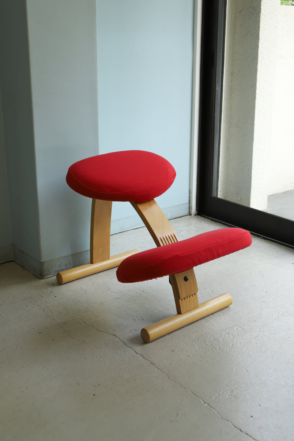 リボ バランスチェア イージー 北欧デザイン/Rybo Balance Easy Chair