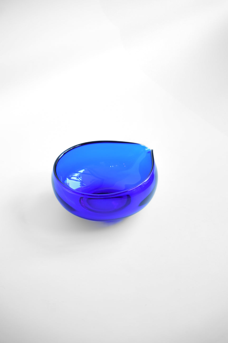 河上恭一郎 瑠璃片口鉢 ガラス工芸/Kawakami Kyoichiro Bright Blue
