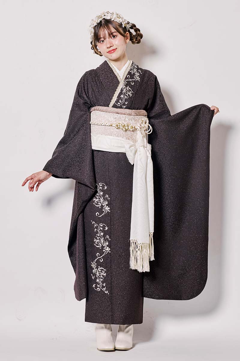 MK-1604】深みのある茶に映える繊細な刺繍の上品振袖 | MK振袖スタイル