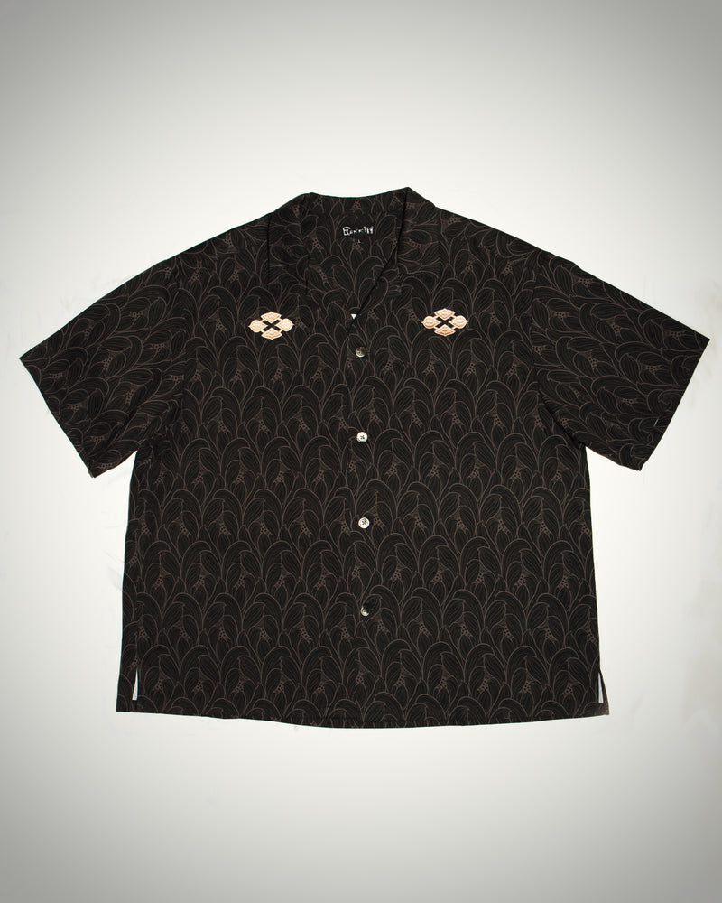 LOTUS BUDS PATTERN S/S SHIRT – GXX