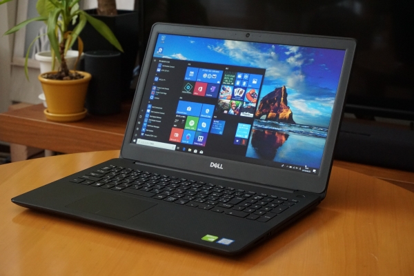 Inspiron 15 5000シリーズ(5583)レビュー/シンプルなデザインの15