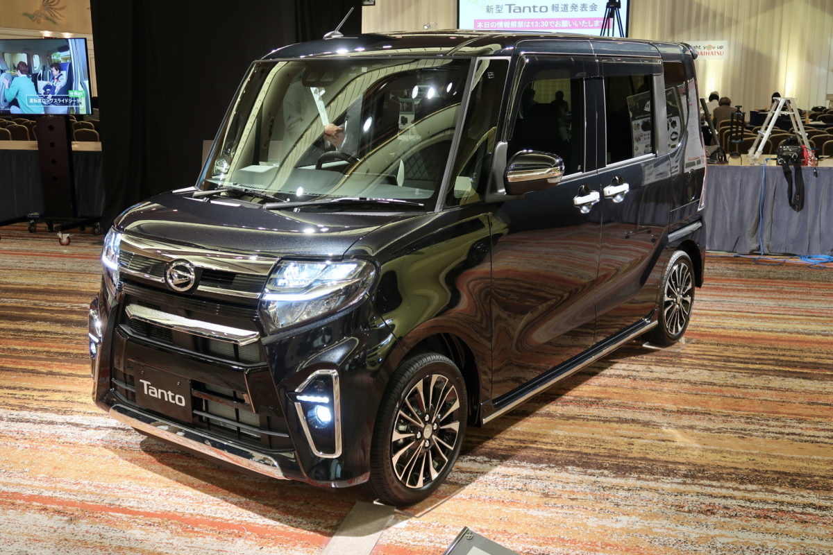 ダイハツ「タント カスタム」、「タント」は純正オリジナル