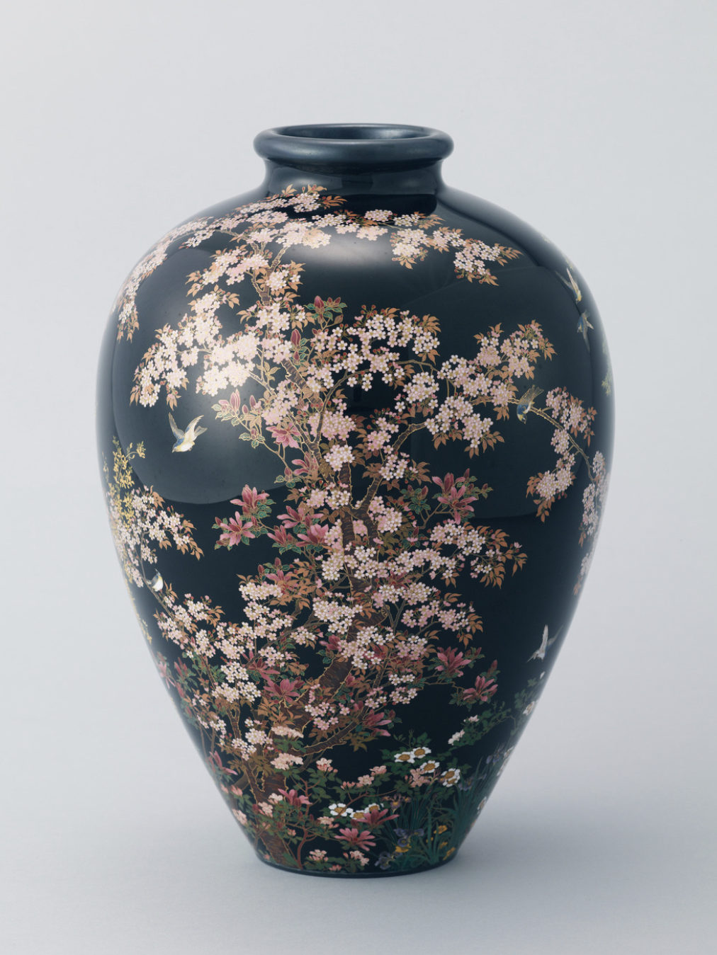 再現不可能】明治七宝（七宝焼）の作品10選を紹介！銀座真生堂メディア