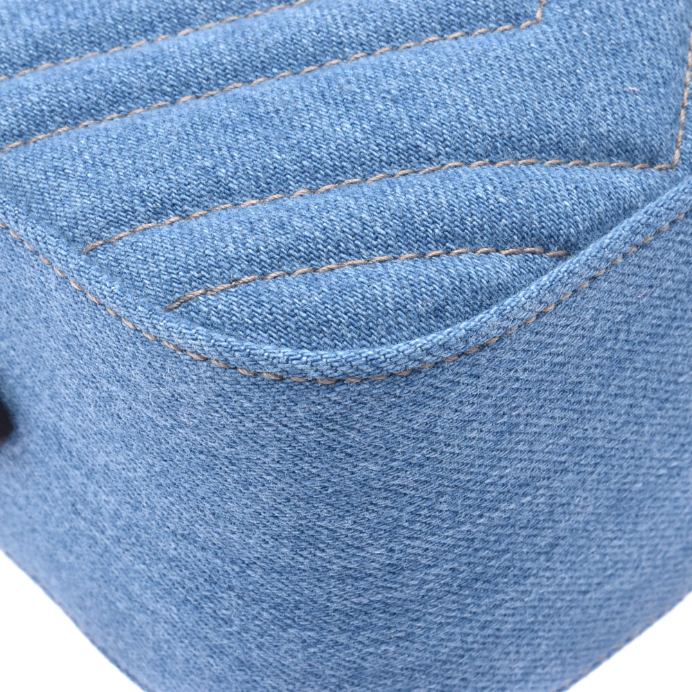 グッチGGマーモント チェーンショルダーバッグ パール 日本限定 ブルー