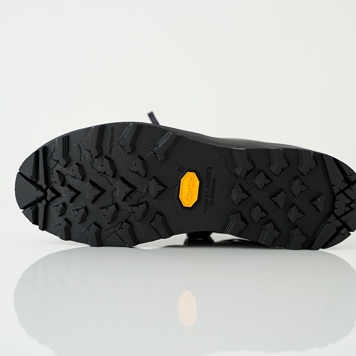 Active TRAVEL SHOES by chausser アクティブ トラベルシューズ バイ