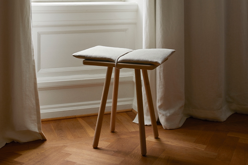 Georg Stool（ジョージ スツール）/ SKAGERAK BY FRITZ HANSEN