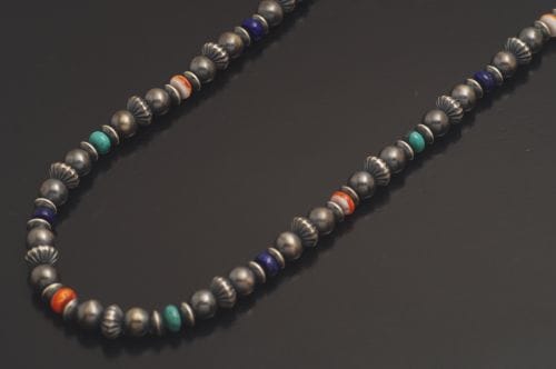 ナバホネックレス 《 シルバービーズ＆マルチカラー 》 51cm ｜ POWWOW