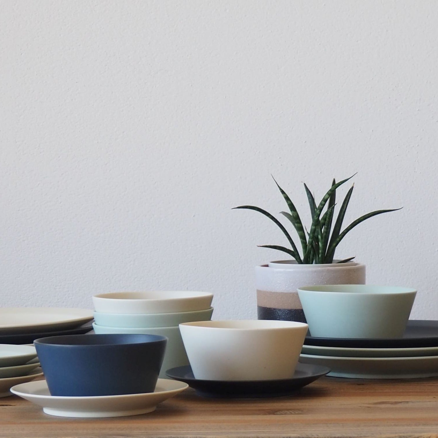 flat bowl｜KANEAKI SAKAI POTTERY