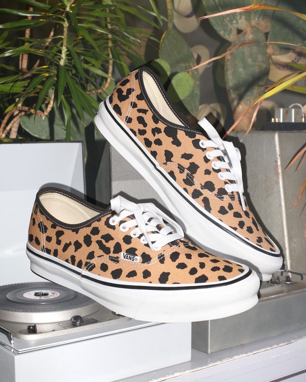 WACKO MARIA × VANS VAULT AUTHENTIC 3カラーが8/27に国内発売予定