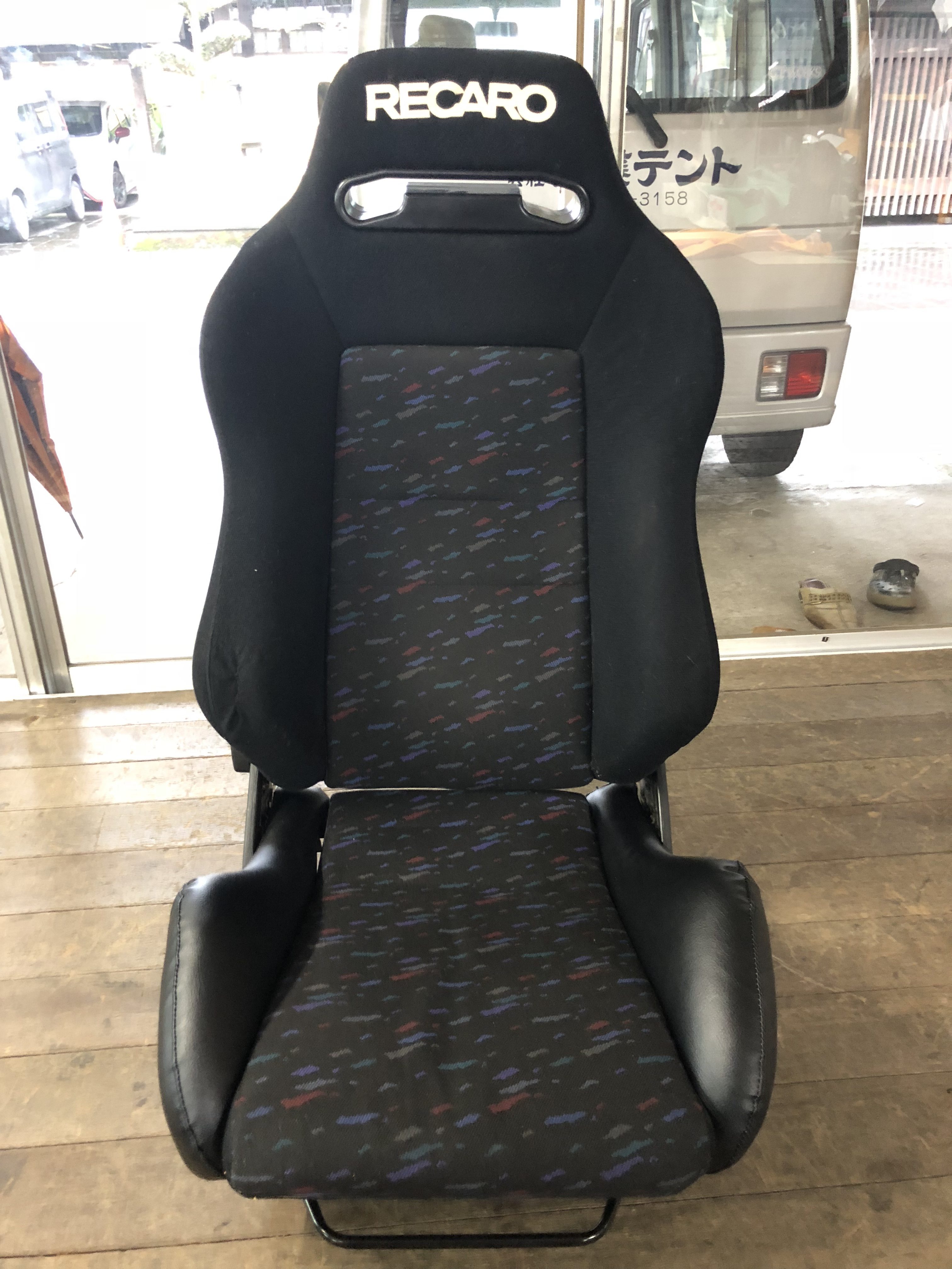 RECARO レカロシート スポンジ補充・張替え致します。 | 有限