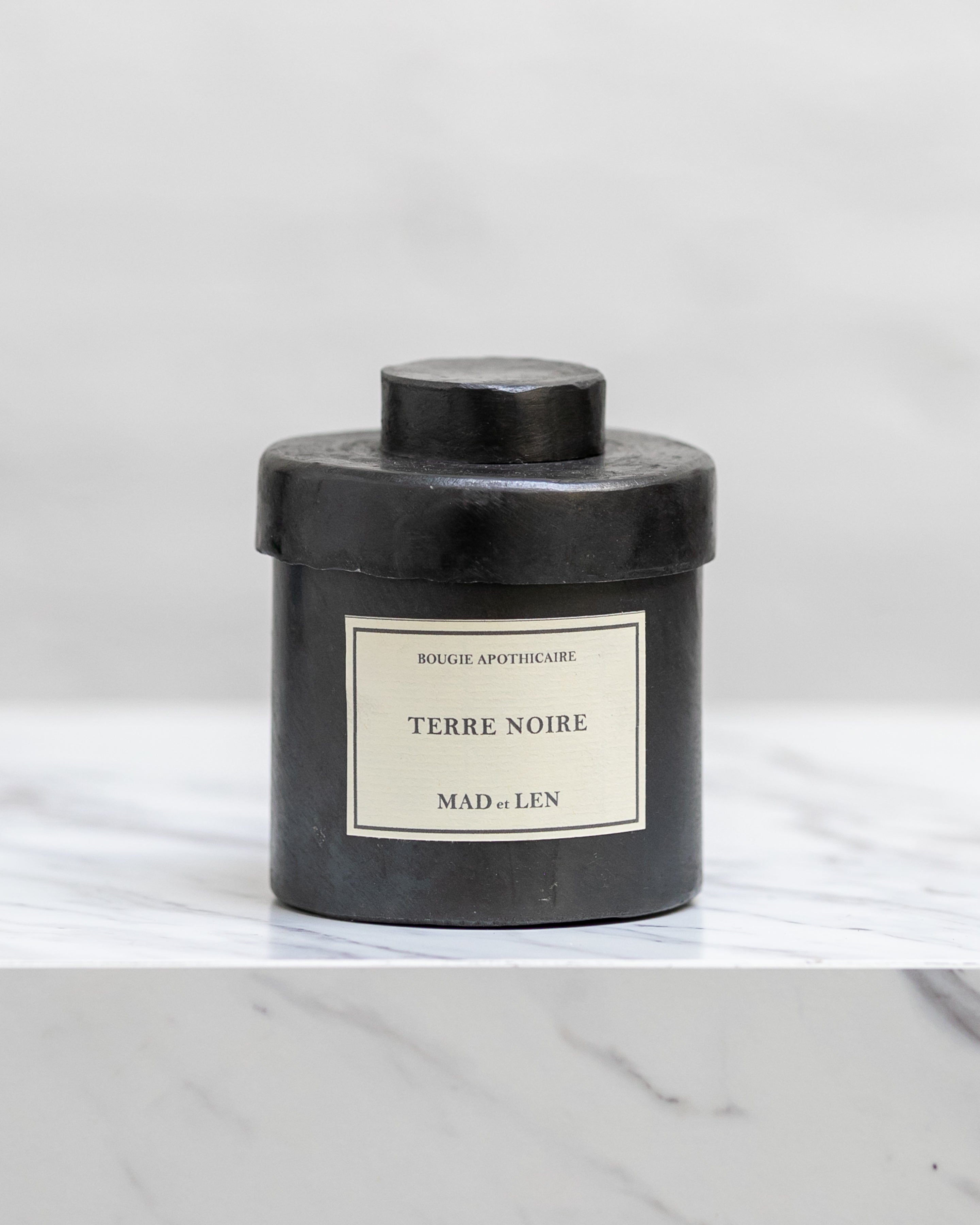 Mad et Len Scented Candle, 300g – Glasswing