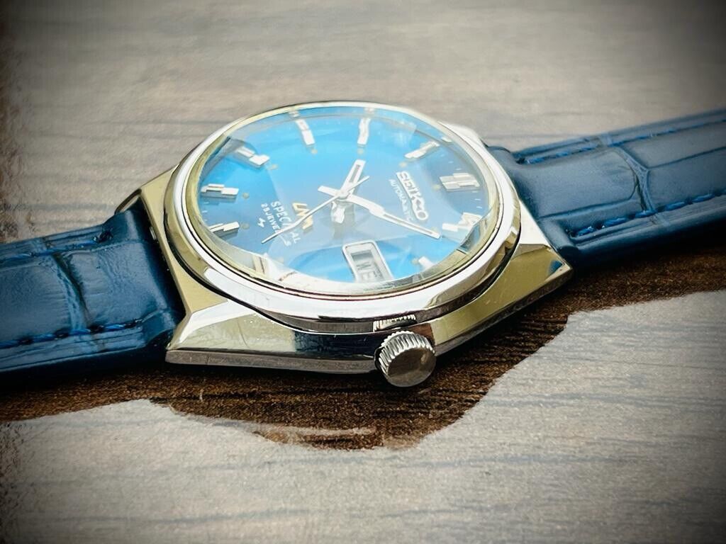 Vintage Beautiful Seiko LM Special 25 Jewels Blue Dial Automatic