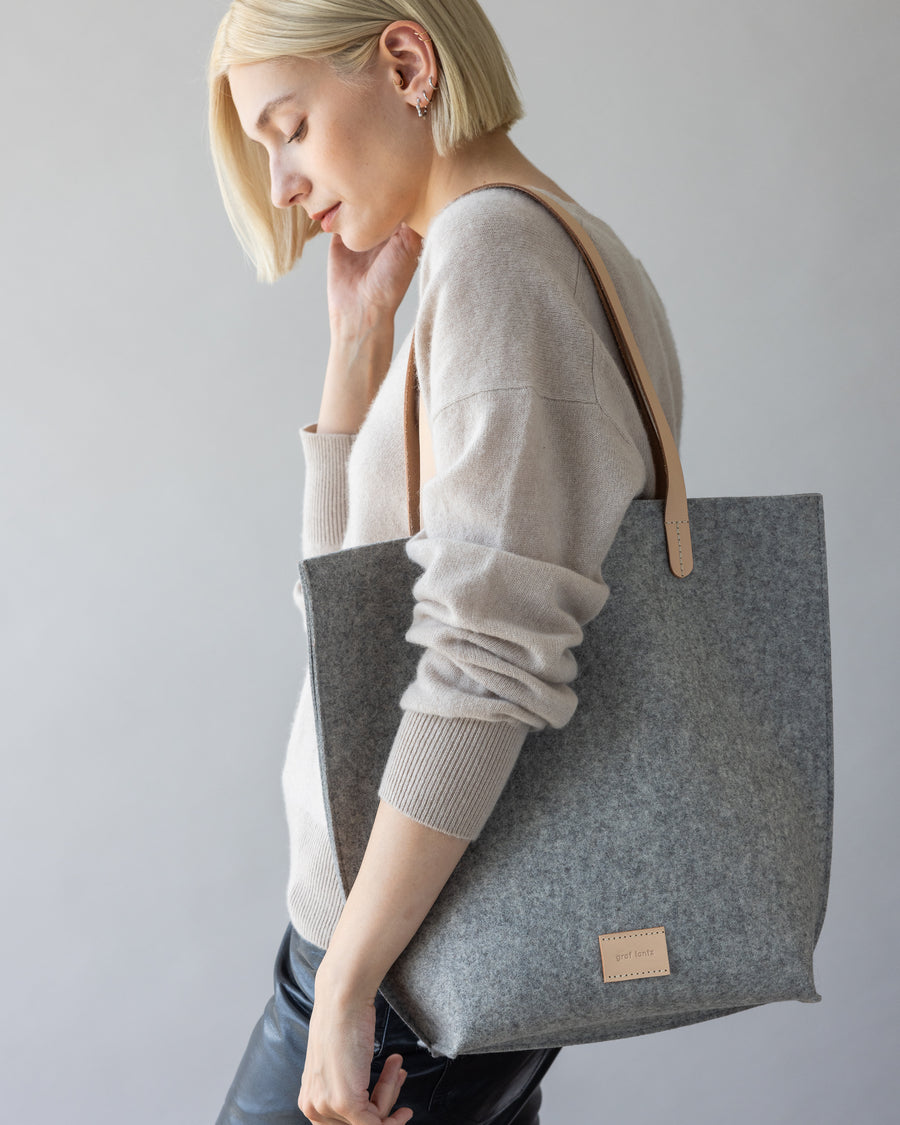 Hana Merino Wool Tote Bag in Gray | Graf Lantz