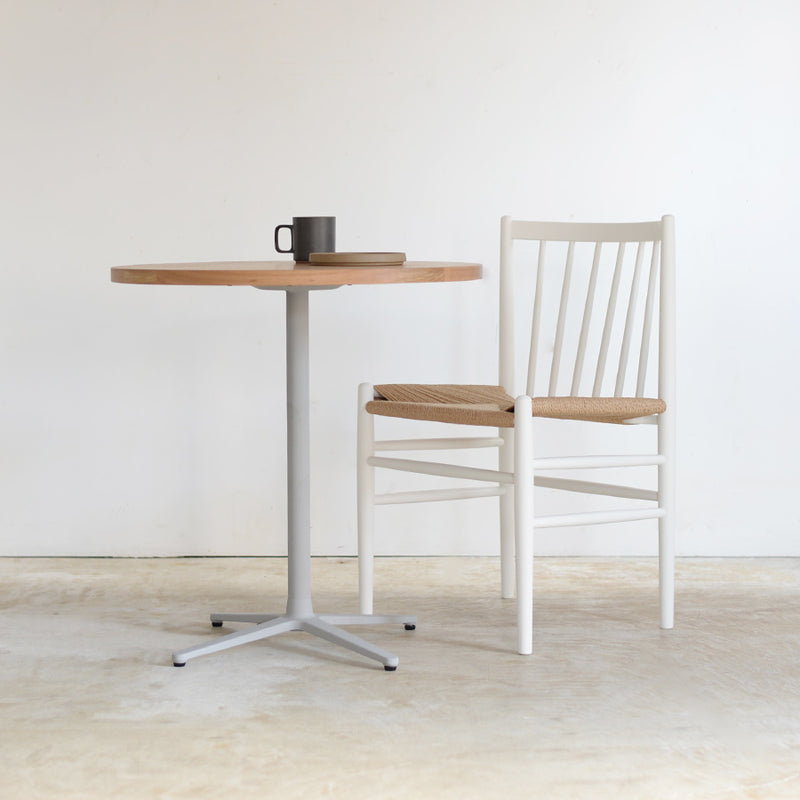 Round Cafe Table Φ700｜オーク無垢材 | 北欧家具 北欧インテリア通販