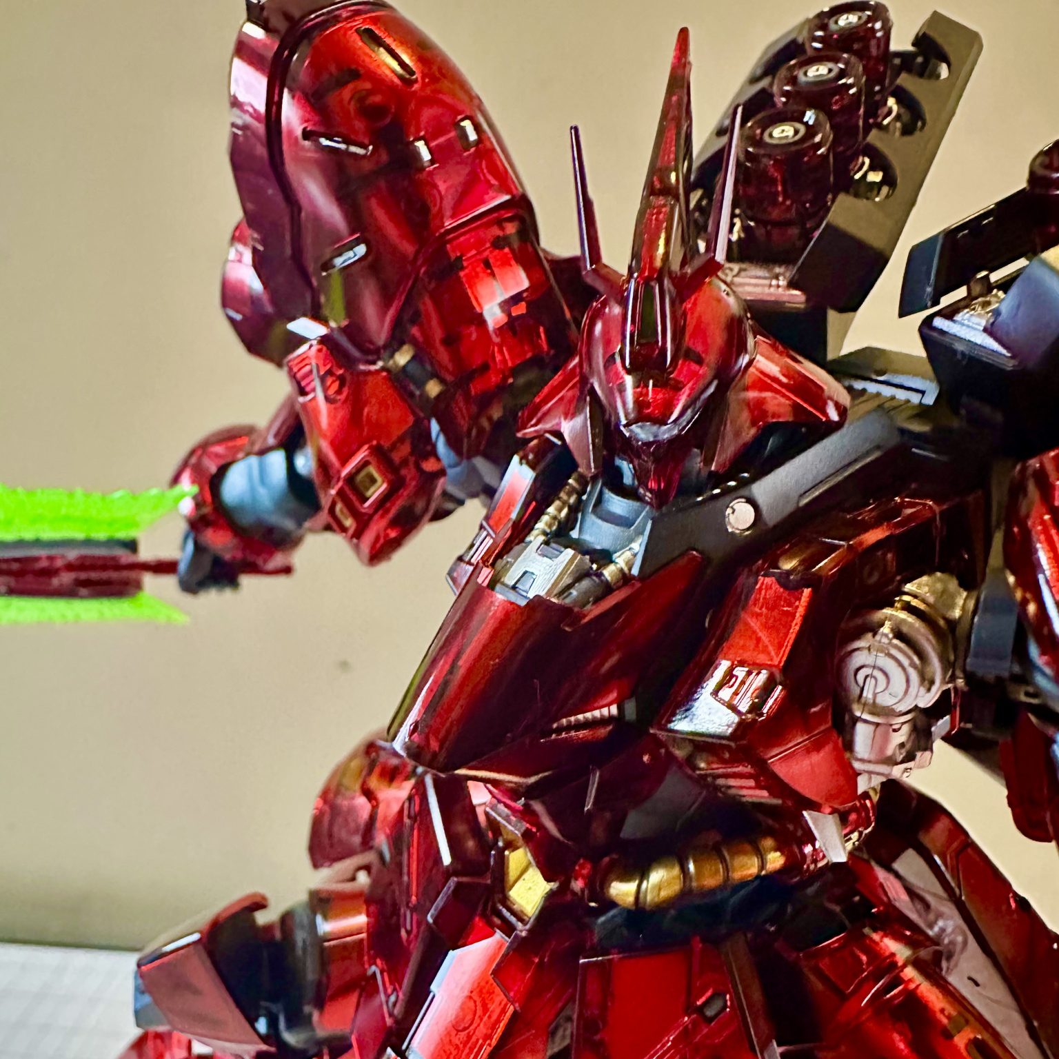RG サザビー [メカニカルコアメッキ]｜RX-1128sukeさんのガンプラ作品