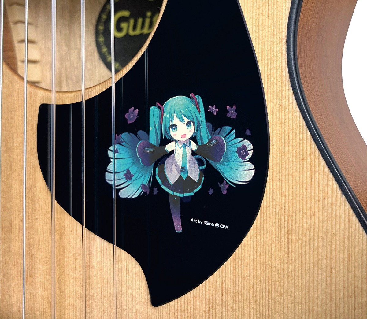 YAMAHAから初音ミク16周年記念ギタレレが登場 | ギタセレ（Guitar