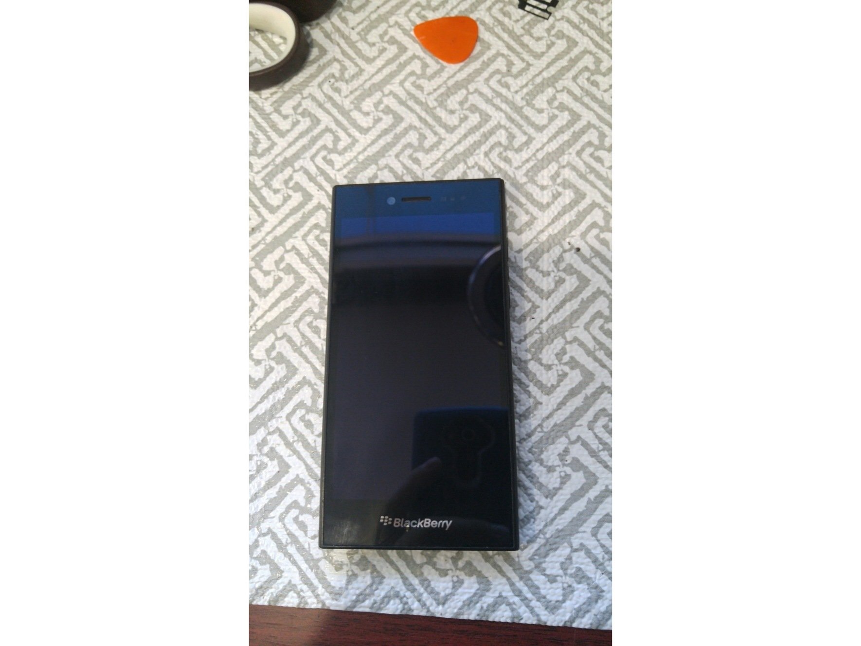 Blackberry Z20 Leap LCD/Digitizer Replacement Replacement - iFixit