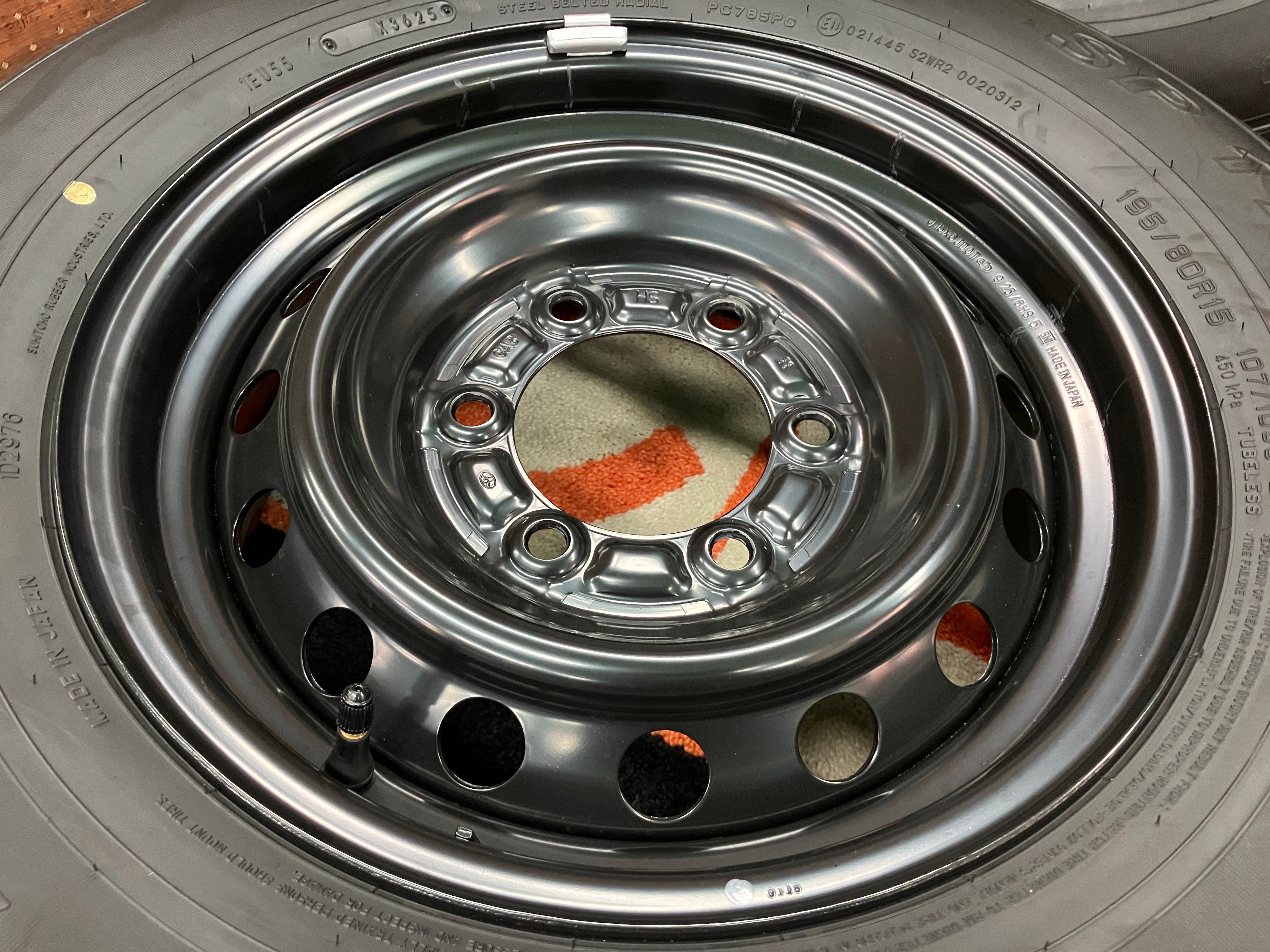 ◇新車外し♪トヨタ 200系ハイエース 純正スチールホイール◇15インチ