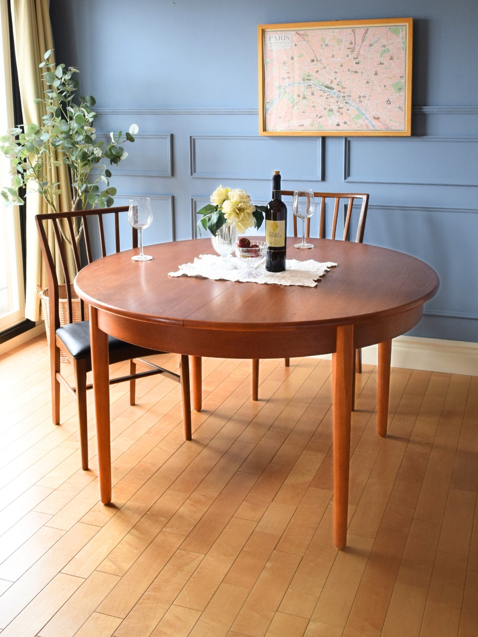 ビンテージのエクステンションテーブル、形が変わる丸形の伸長式