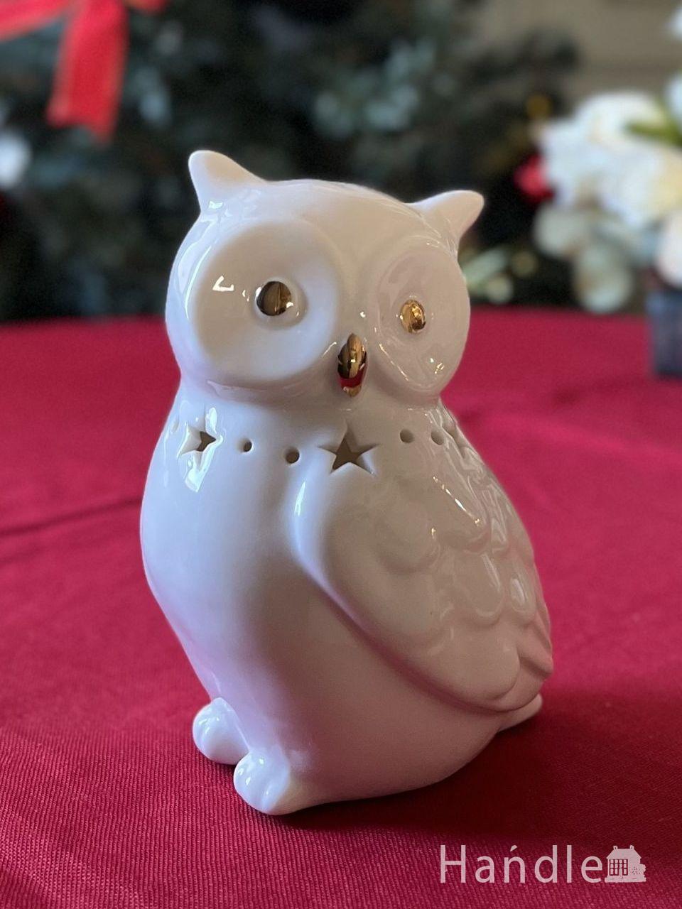 瑞々しいブルー色のガラスのオブジェ、ころんとした形が可愛いガラスの