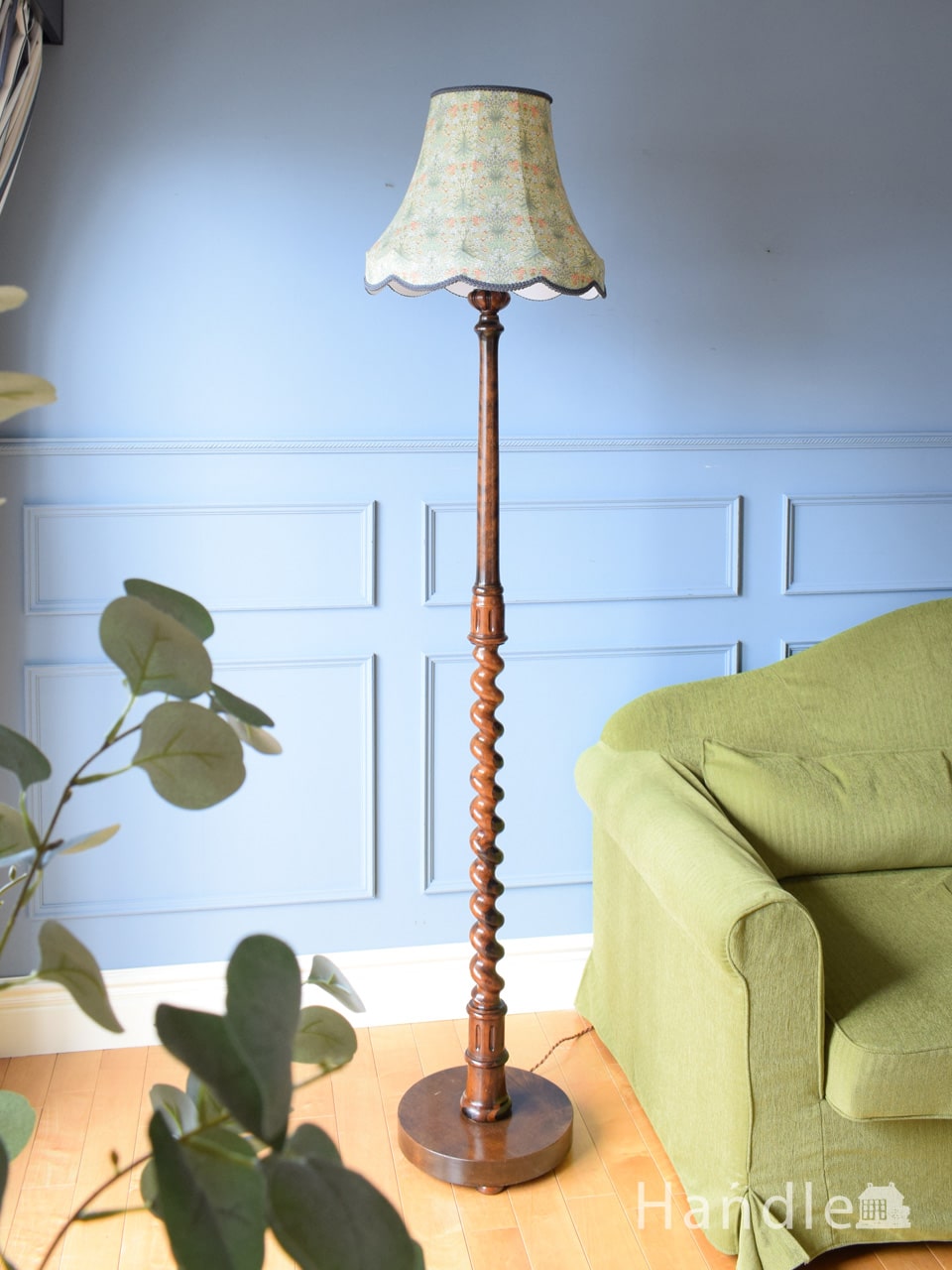 イギリスのアンティークスタンド照明、布シェードのフロアランプ(k