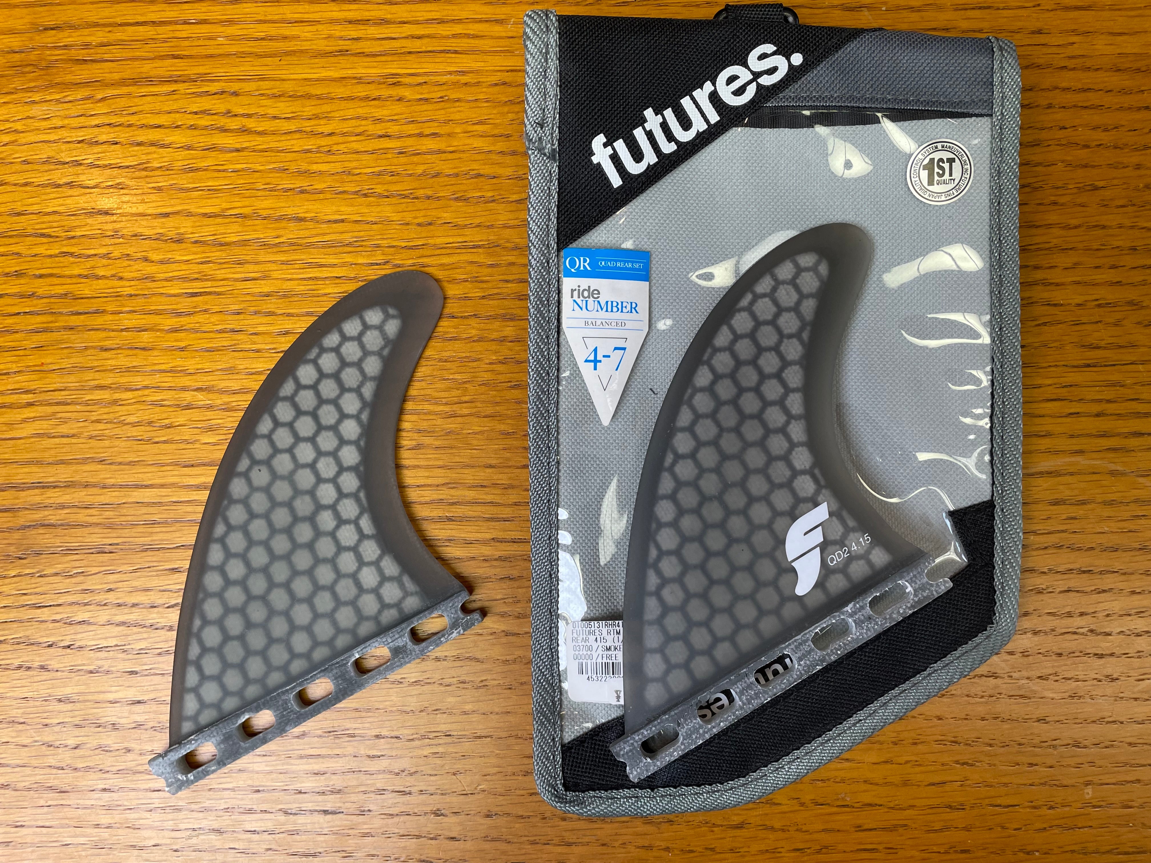 Futures Fins RTM HEX 4.15 クワッドフィン リアフィン フューチャー
