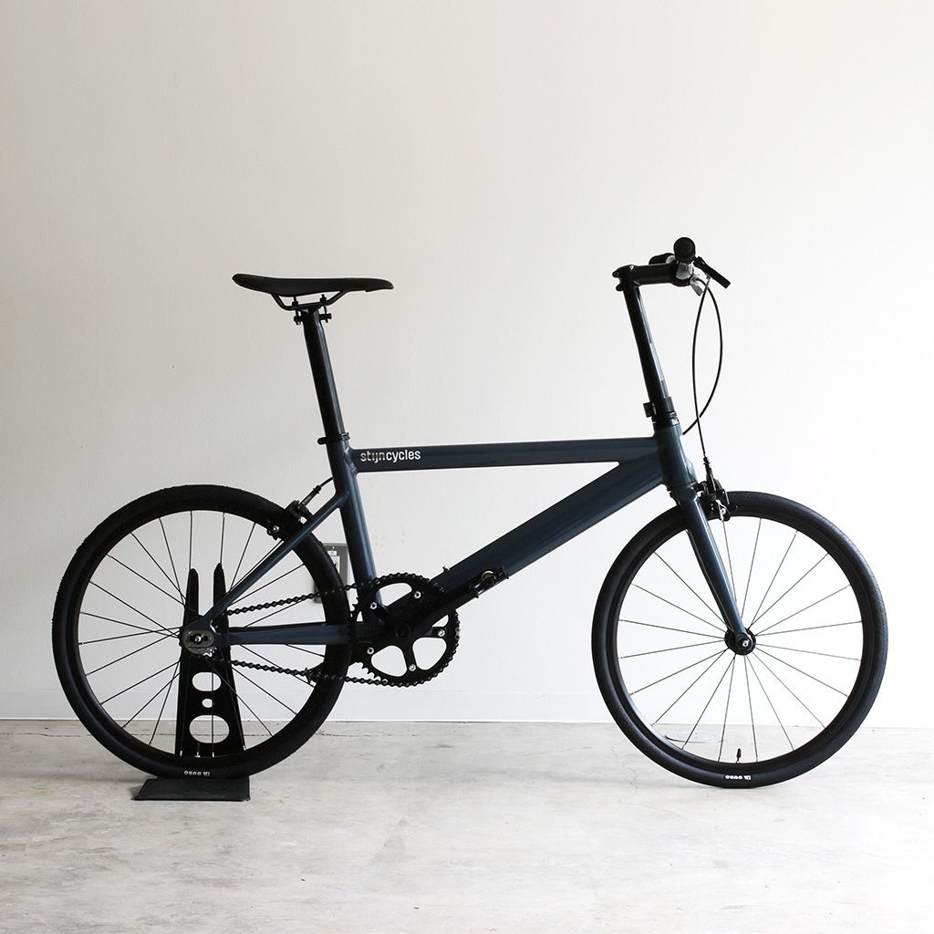 レザーパーツでLinus BikesのRoadster Classicをクラシックにカスタム
