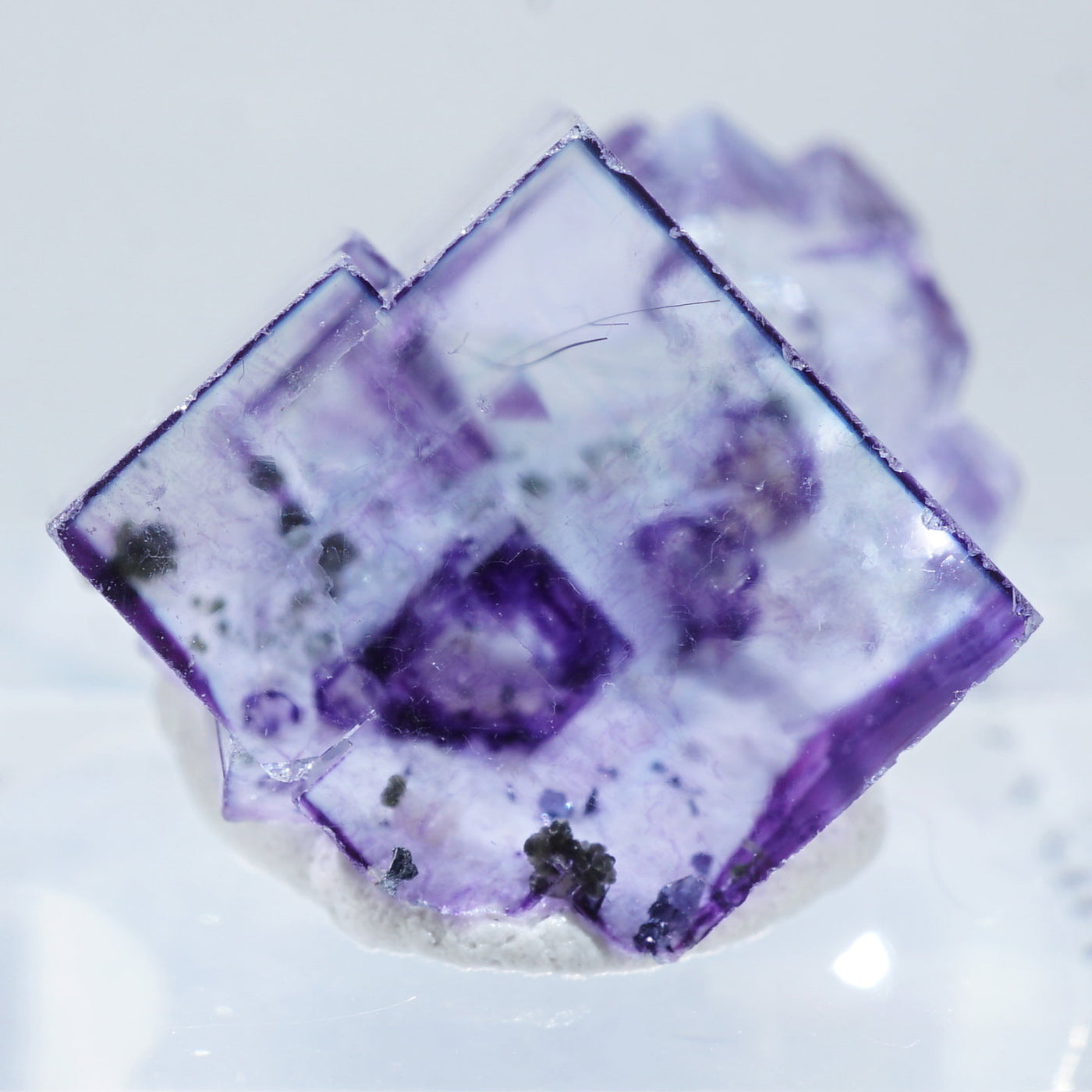 中国 ヤオガンシャン産 フローライト – 天然石ハッピーギフト