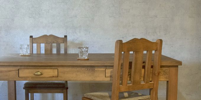 ダイニングテーブル・引き出し付き・150cm×80cm