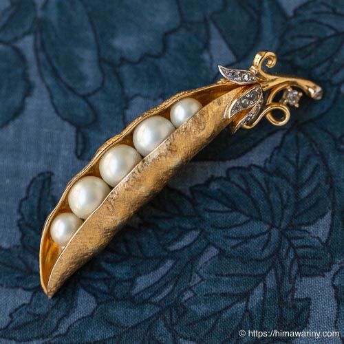 Trifari トリファリ-えんどう豆ゴールド&パール・ブローチ