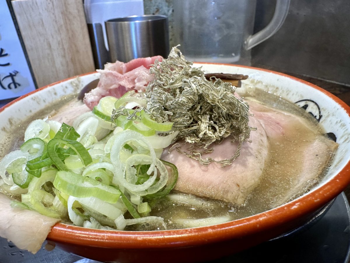 盆連休は【自家製麺 中華そば ひらこ屋】の大盛りでアブラ多めの特製