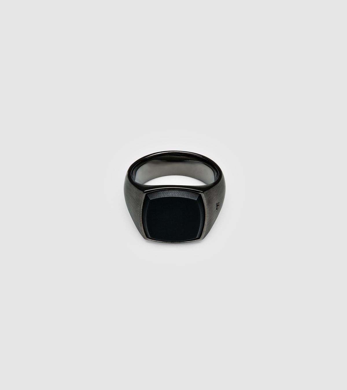 TOMWOOD「Black Edition」復刻 ブラックフライデーに限定発売
